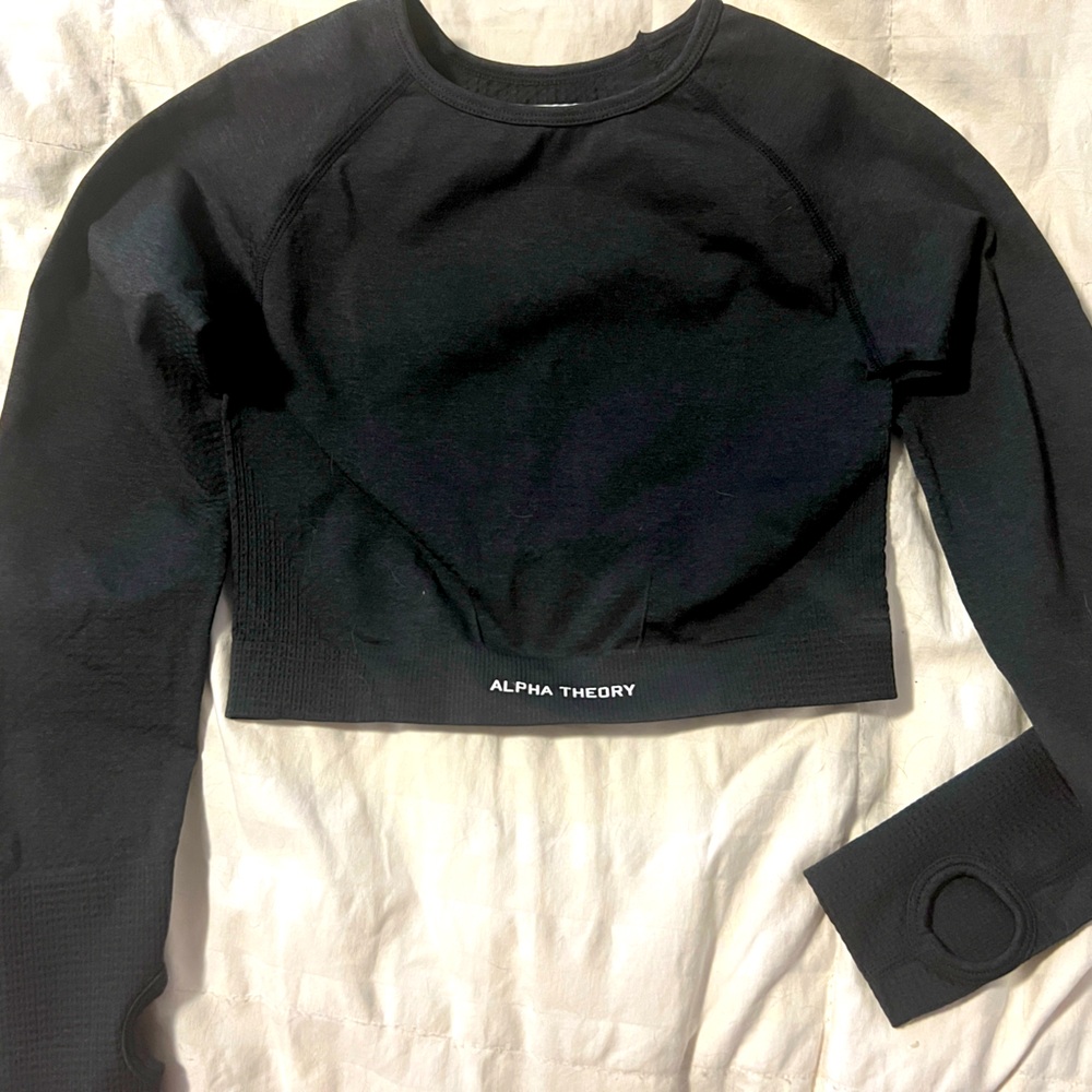 Alpha Theory black long sleeve compression crop top with thumb holes